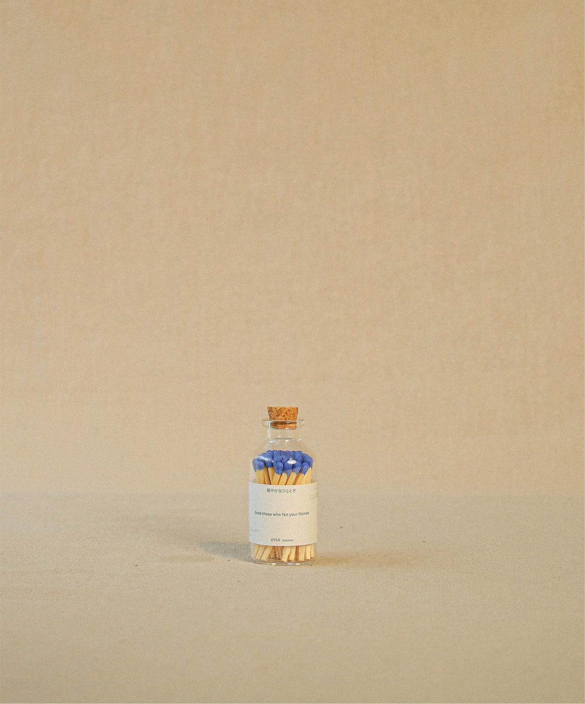 أعواد ثقاب صغيرة